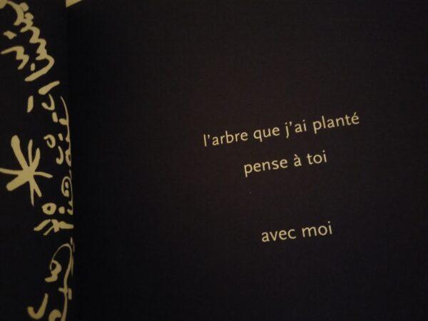 l'arbre que j'ai planté pense à toi avec moi