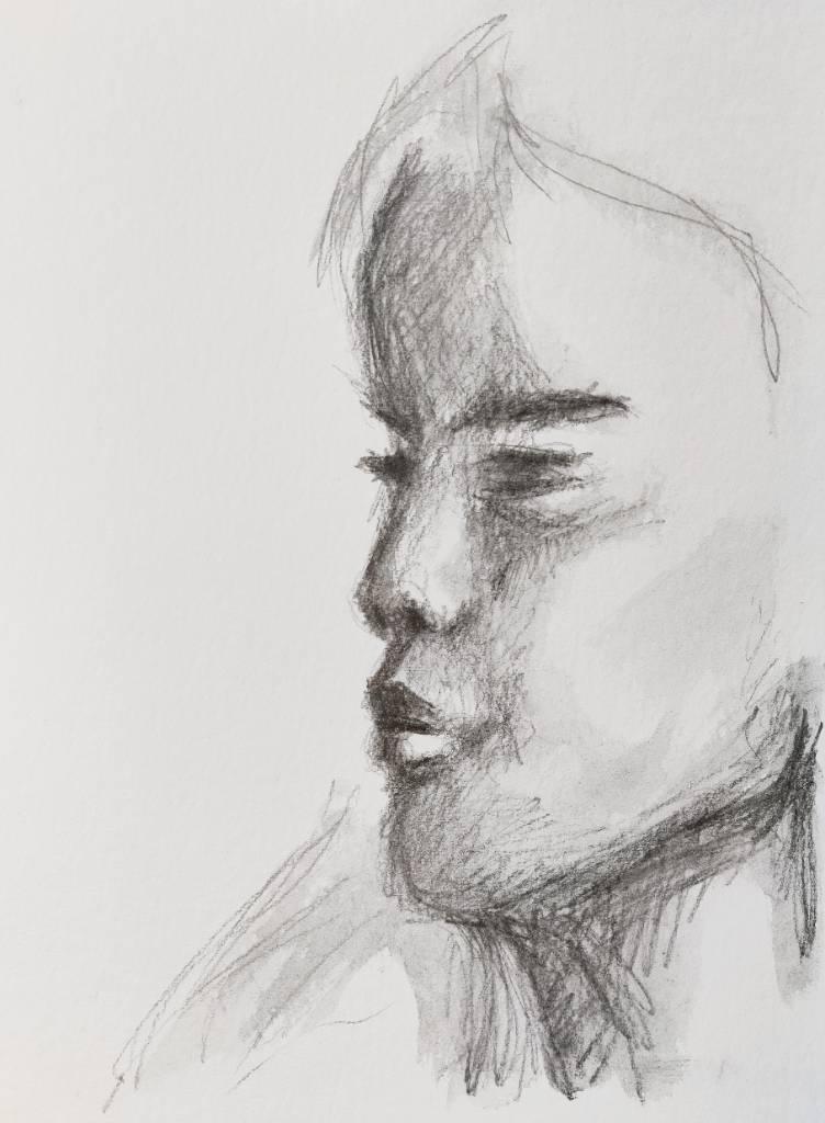 Visage de quasi profil au crayon. Les ombres sont travaillées par des hachures, les cheveux à peine esquissés.