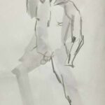 Croquis d'un homme nu debout une jambe en avant à la mine de plomb et à l'aquarelle. Une des jambes n'est que suggérées par une trace à l'aquarelle sans être dessiné à la mine de plomb