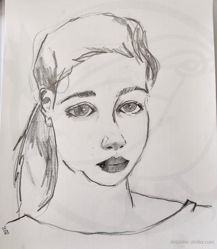 Portrait au crayon d'une jeune fille le regard un peu triste
