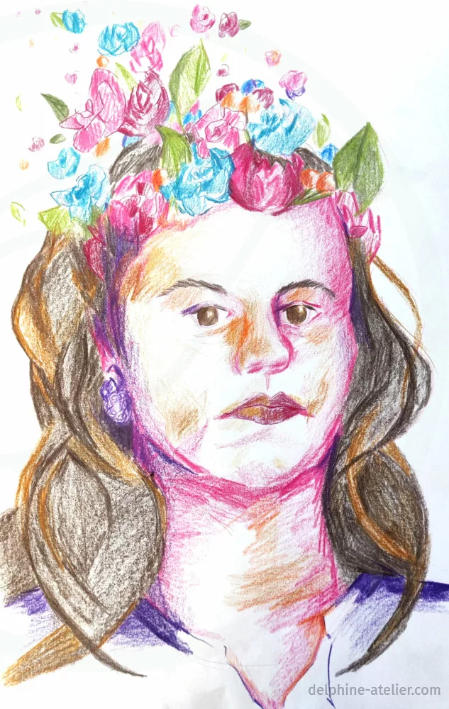 Portrait aux crayons de couleurs d'une femme avec des fleurs dans les cheveux et qui s'envolent