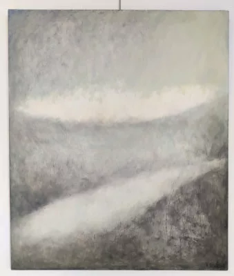 Peinture abstraite avec des zones très blanches, à peine colorées et une zone plus sombre, presque noire