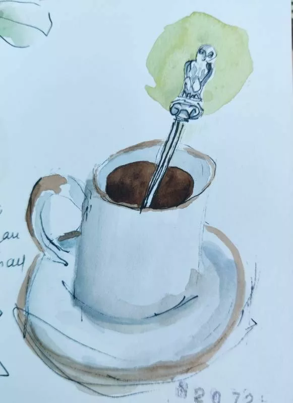 Aquarelle d'une tasse à café avec une cuillère dont le haut représente une chouette stylisée