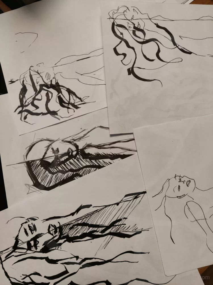 Plusieurs essais du même croquis où on devine (ou pas !) une femme allongée